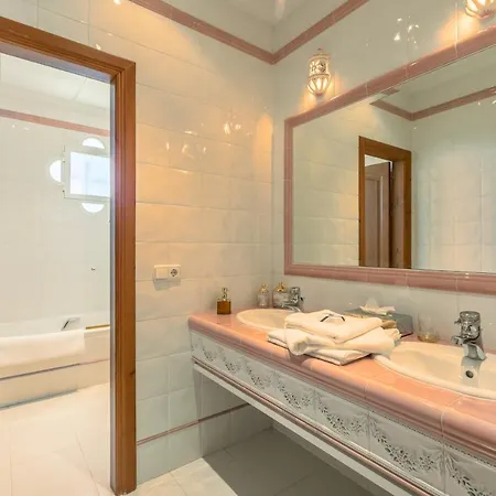 Hacienda Tres Ninas Oda ve Kahvaltı 3*