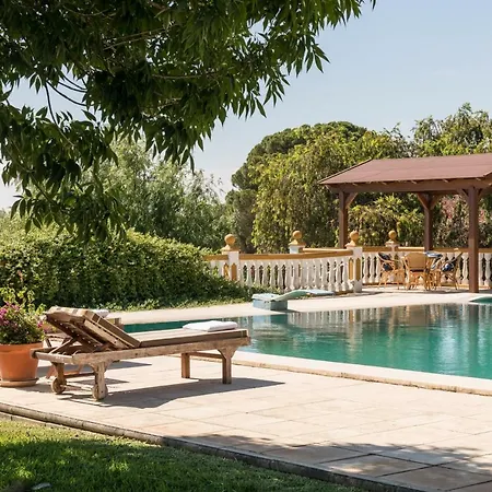 לינה וארוחת בוקר Hacienda Tres Ninas Puebla del Río